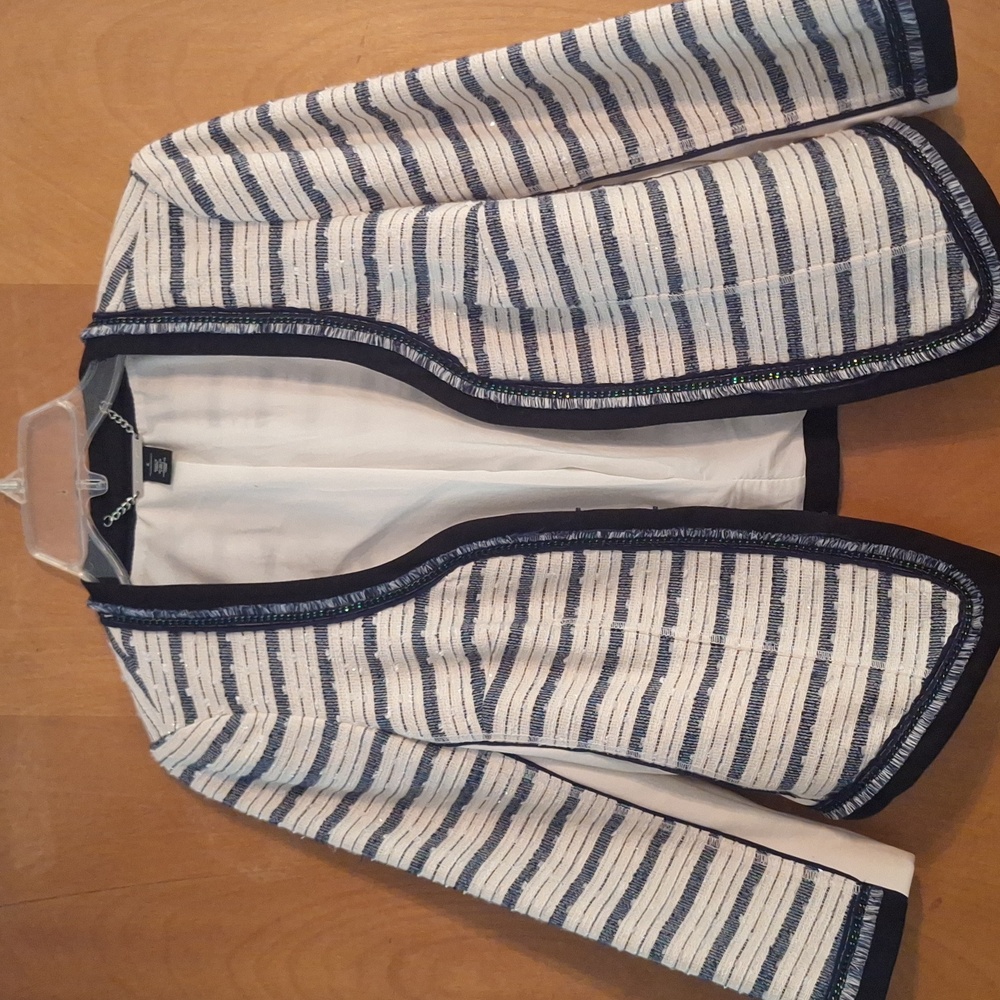 Chic Striped Open Blazer